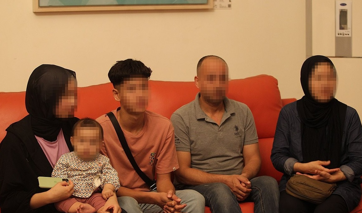 A South Korean family member of five, including a South Korean woman, her naturalized husband of Palestinian descent and their three children, speaks to Yonhap News Agency in an exclusive interview at an undisclosed location in Cairo, Egypt, on Nov. 2, 2023, after escaping from the Gaza Strip via the Rafah border crossing. (Yonhap)