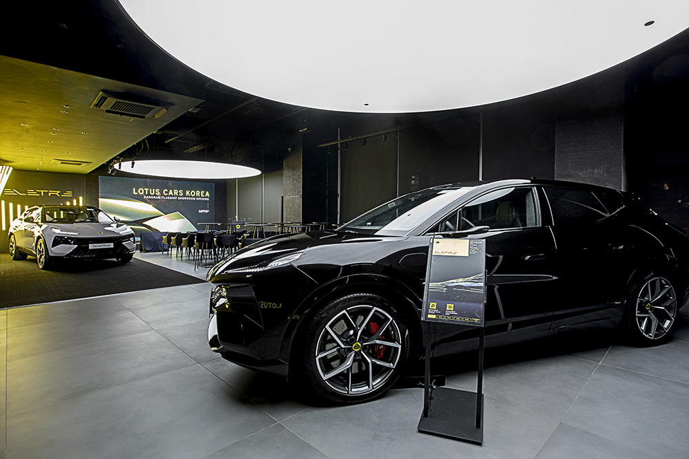 Eletre, Lotus’ first SUV and electric vehicle, is parked within the company’s showroom in Gangnam, Seoul on Thursday. (Lotus Cars Korea)