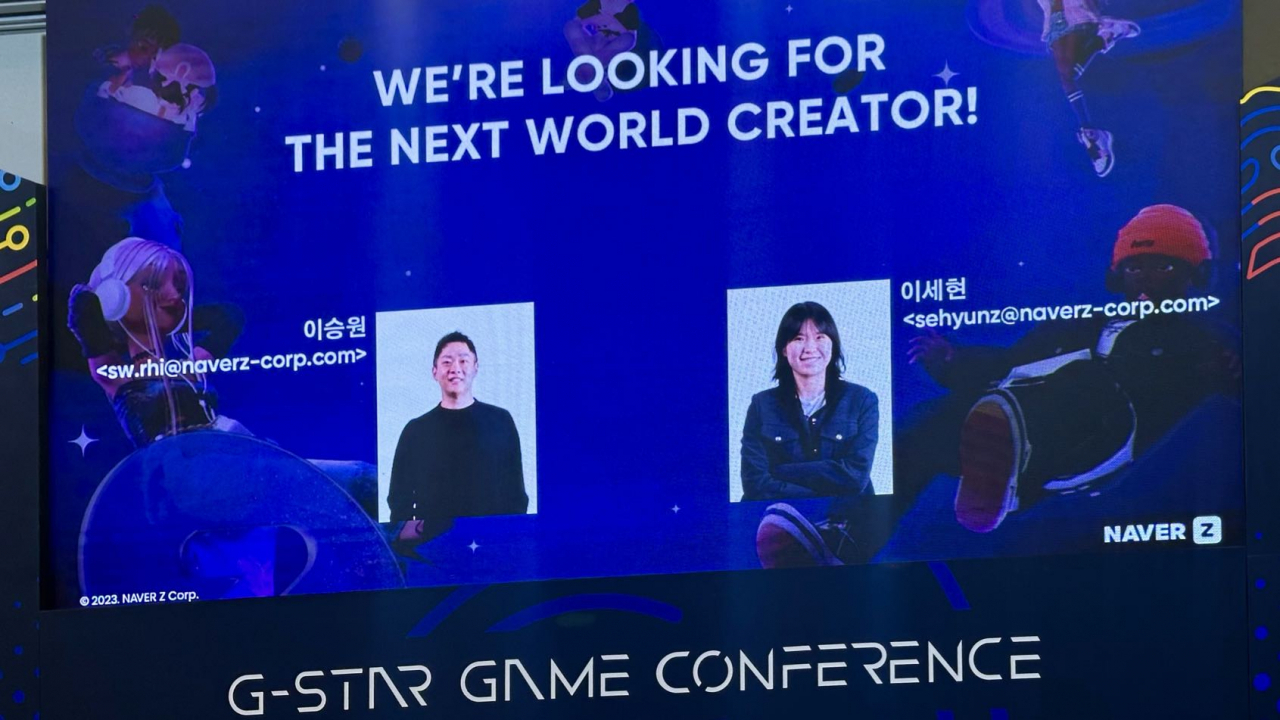 Lee Seung-won (left) and Lee Se-hyun, developer relations managers from Naver Z, the company behind social gaming metaverse Zepeto, are seen on a presentation screen during its session at the G-Star Game Conference 2023, which took place last week in Busan. (Moon Joon Hyun / The Korea Herald)