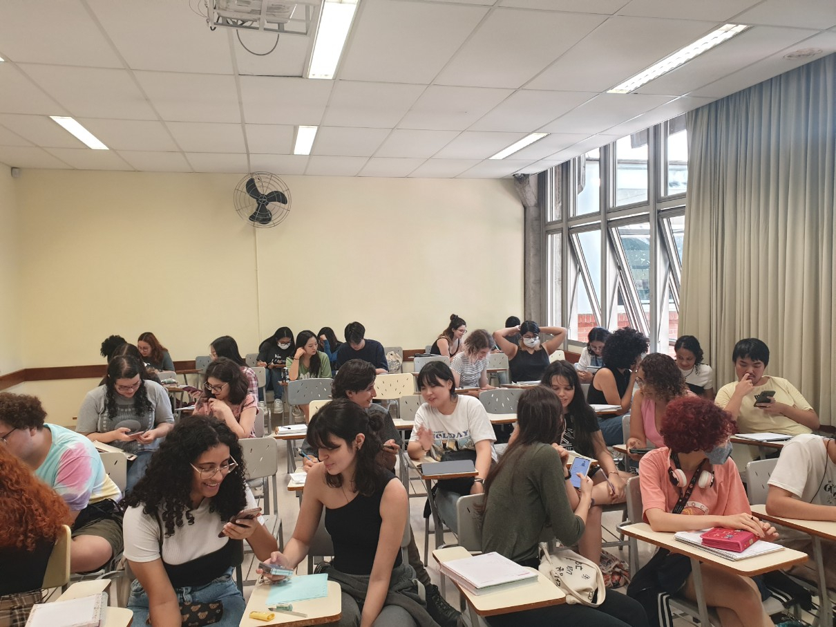 Students take a Korean language class at the University of Sao Paulo. (Photo provided by professor Kim Ji-yun)