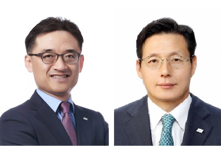 Mirae Asset Securities CEOs Kim Mi-seob (left) and Heo Sun-ho (Mirae Asset Securities)