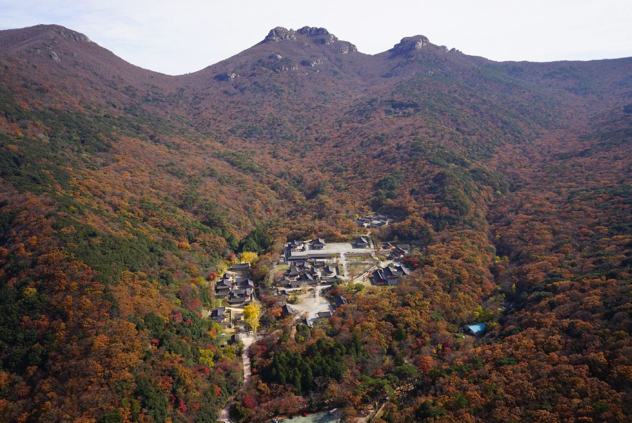 Daeheungsa in the autumn (Cultural Heritage Administration)