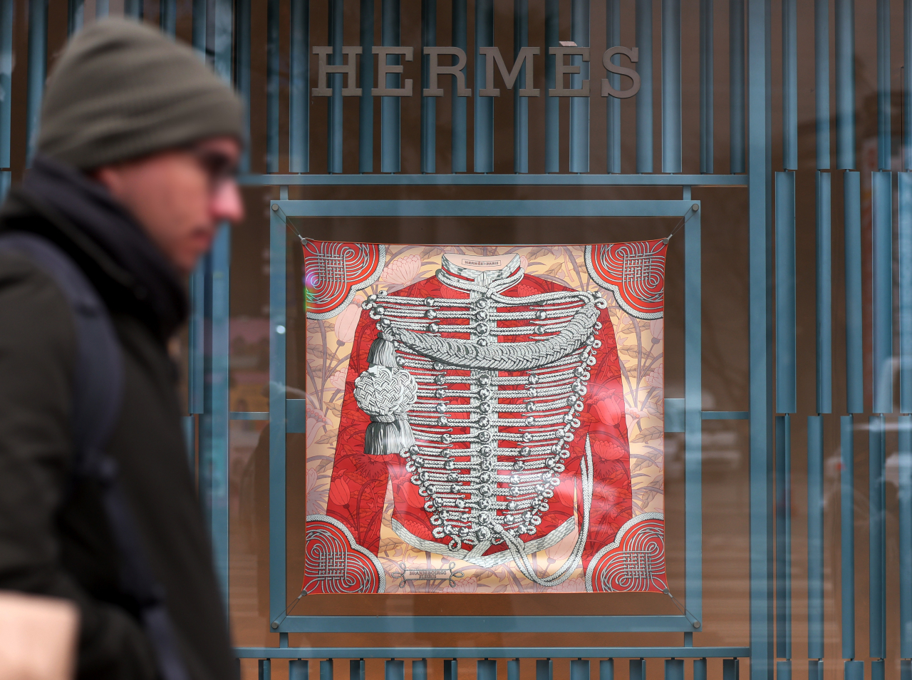 A Hermes store in Seoul. The French fashion house is one of the first luxury brands to raise prices this year. (Newsis)