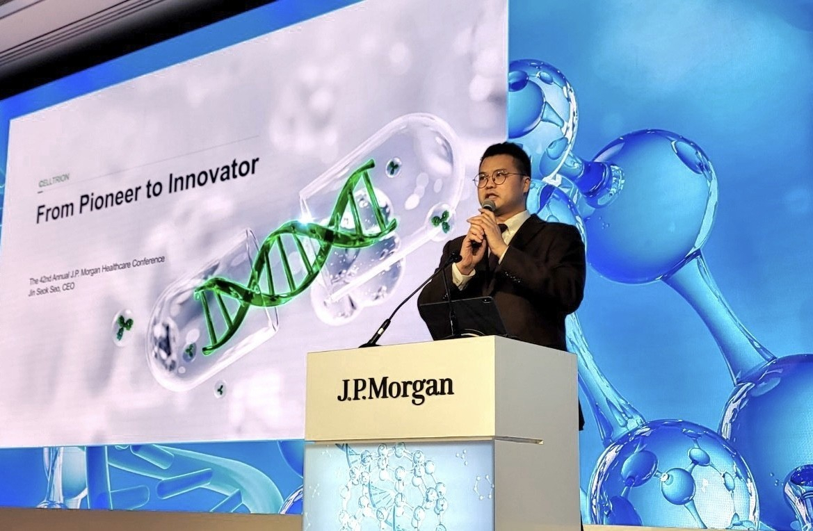 Seo Jin-seok, the CEO of Celltrion and Chief Portfolio Manager of Celltrion Group, speaks at the J.P. Morgan Healthcare Conference in San Francisco, Wednesday. (Celltrion)