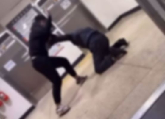 This screengrab of a video shared via social media shows a teenager beating up a security guard of a commercial building in Gyeonggi Province on Friday. (Instagram)