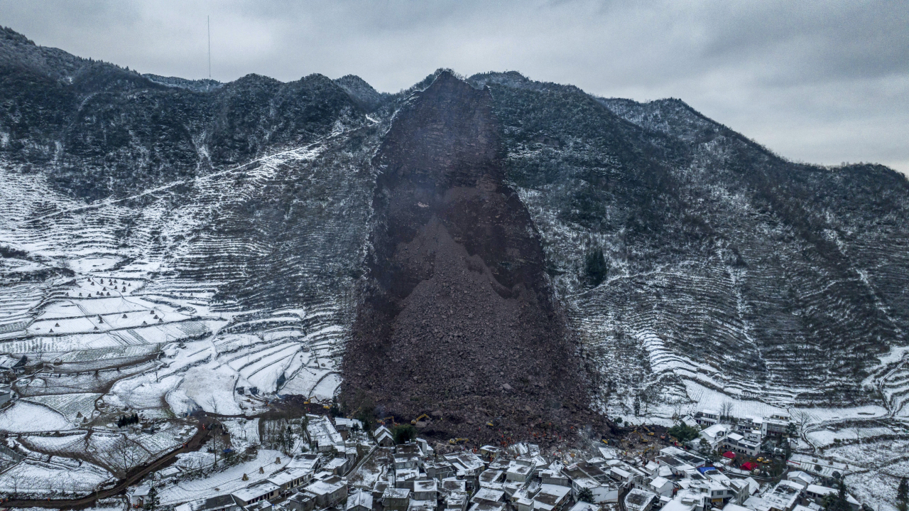 The landslide hit Liangshui Village around 6 a.m., Tuesday. The ministry has dispatched work teams to the disaster-hit area to guide the rescue and relief work. (EPA-Yonhap)