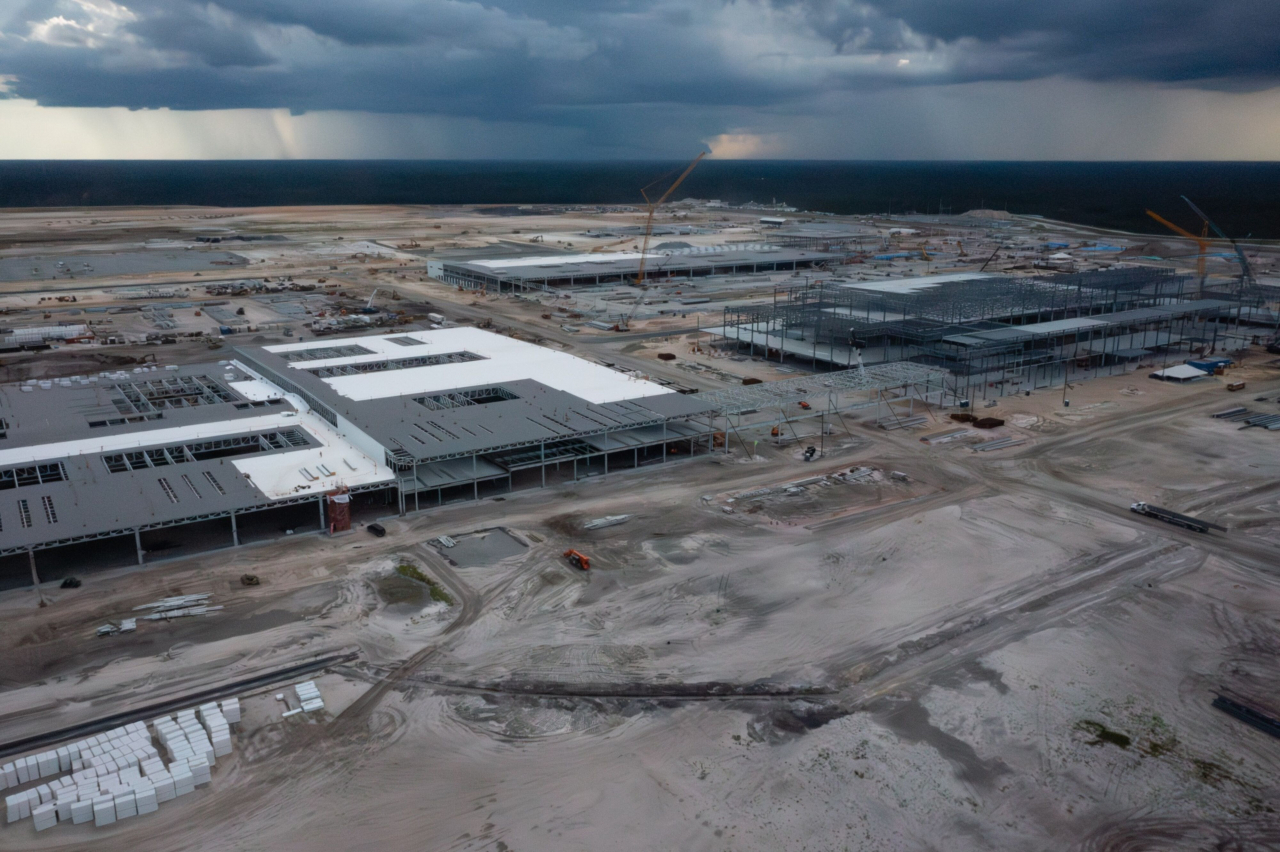 Hyundai Motor Group Metaplant America, a $7.6 billion electric vehicle and battery complex on an 11.8 million-square-meter site in Bryan County, Georgia, will start production in Oct. 2024, three months ahead of its current schedule, to cope with the US EV market's demand and subsidy changes. (Hyundai Motor Group)