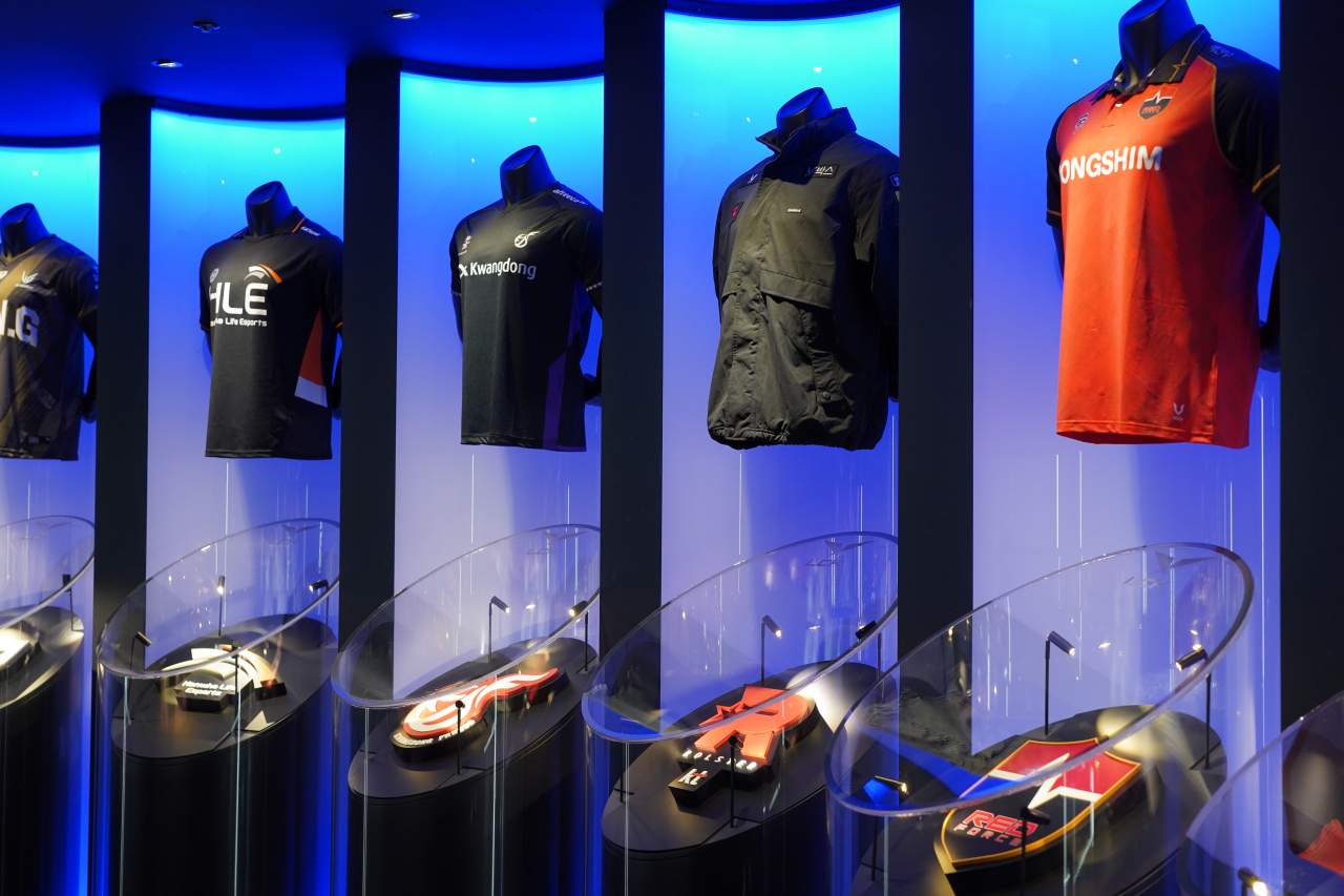 LCK uniforms are displayed at LoL Park in Jongno-gu, central Seoul. (Lee Si-jin/The Korea Herald)