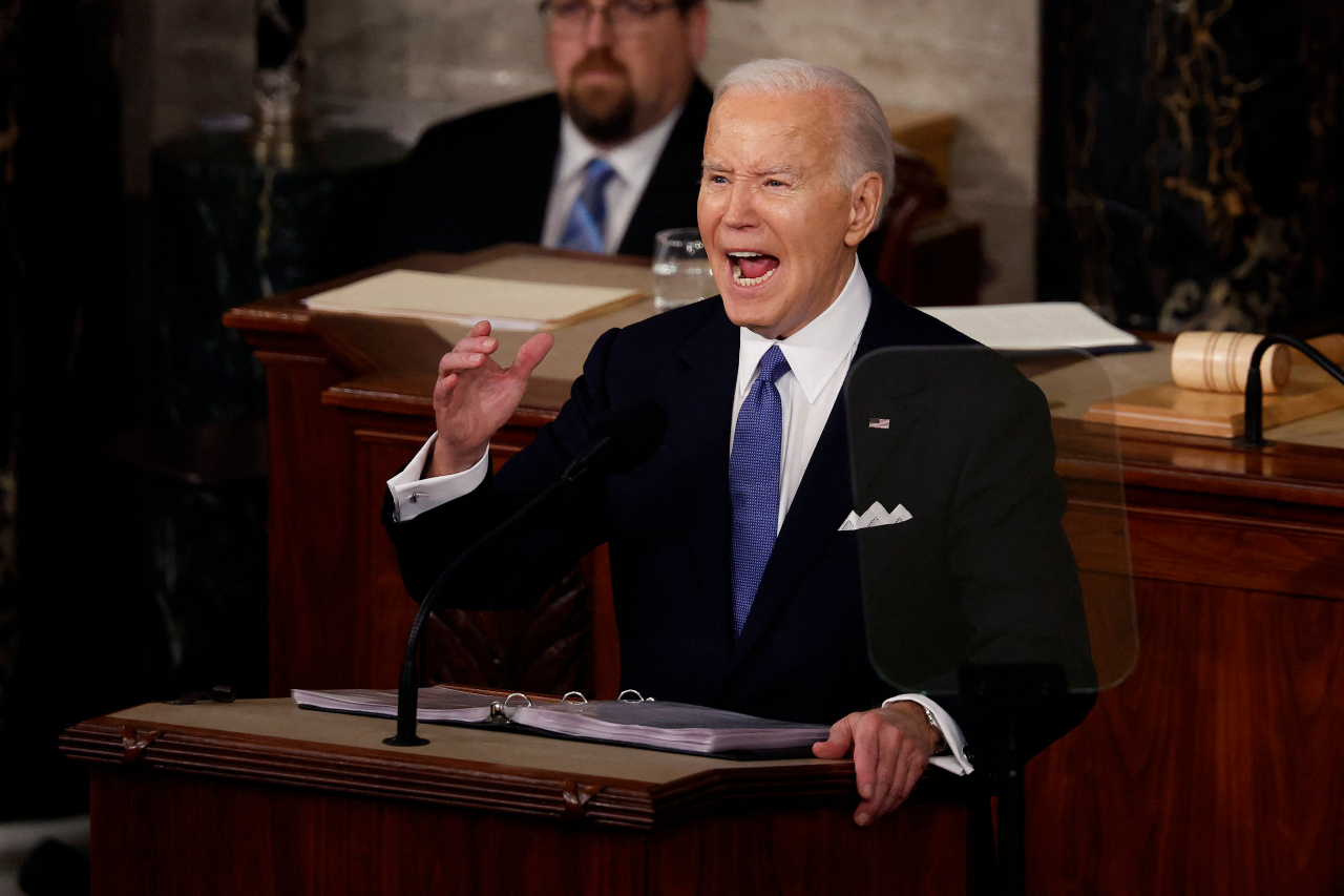 US President Joe Biden delivers the State of the Union address during a joint meeting of Congress in the House chamber at the US Capitol on Thursday in Washington DC. (AFP-Yonhap)