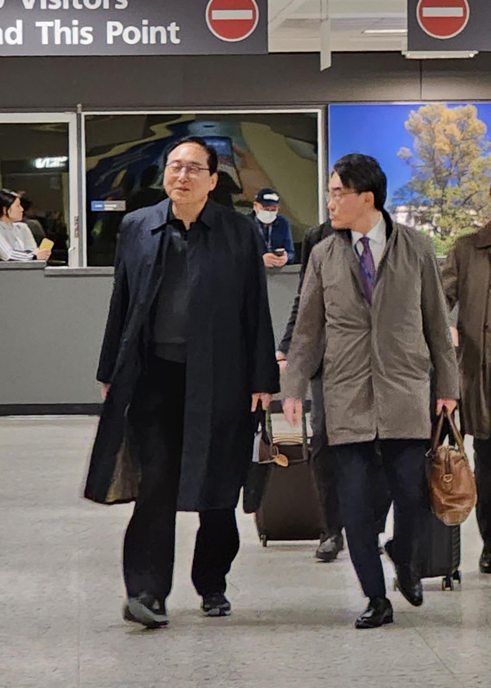 Korean Minister for Trade Jeong In-kyo arrives at Dallas International Airport in Texas, US on Tuesday. (Yonhap)