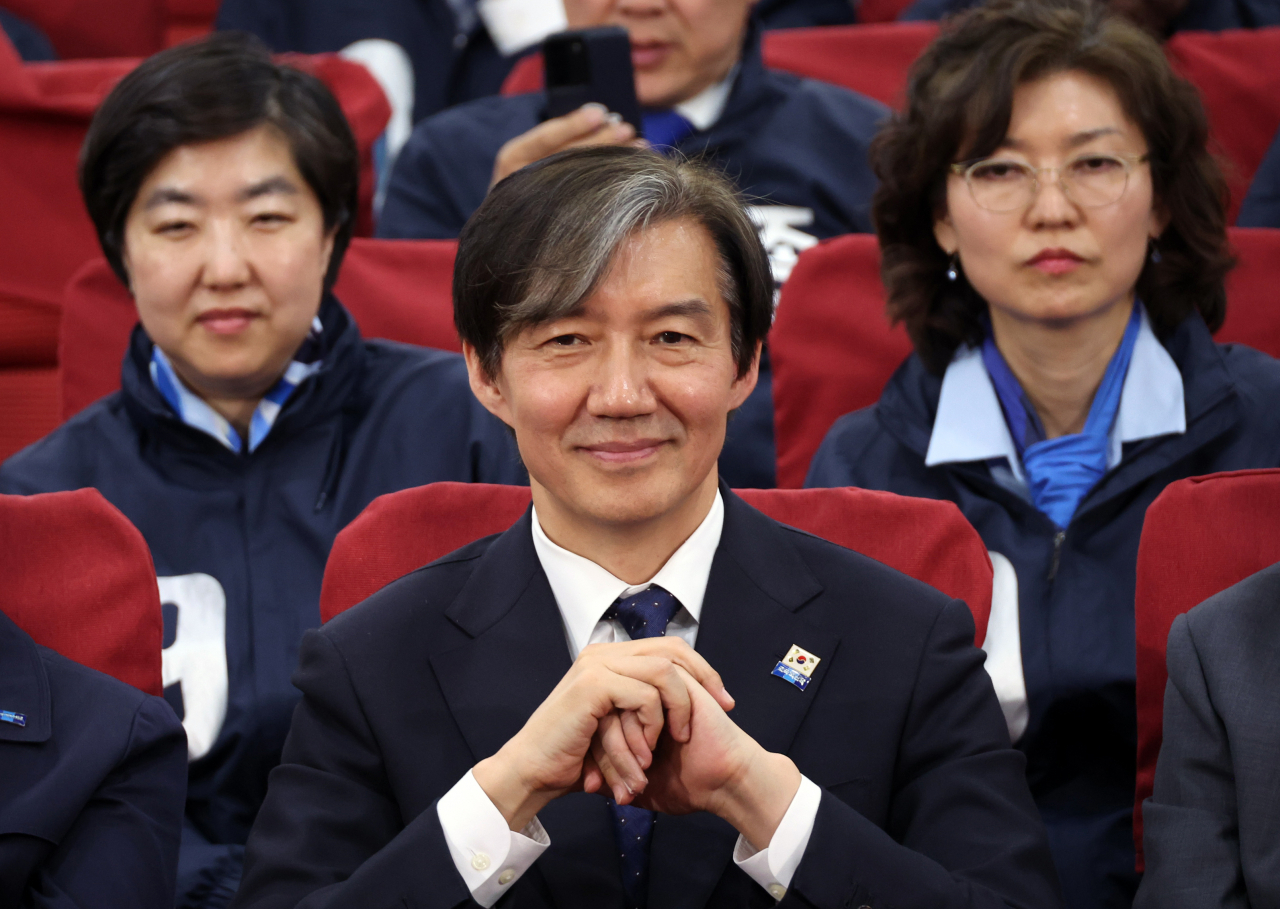 Cho Kuk smiles during an election watch event at a National Assembly conference hall on Wednesday. (Yonhap)