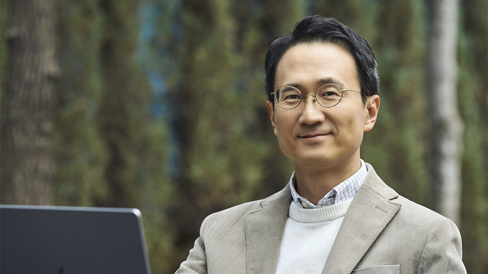 Choi Woo-jin, vice president and head of package and test division at SK hynix (SK hynix)