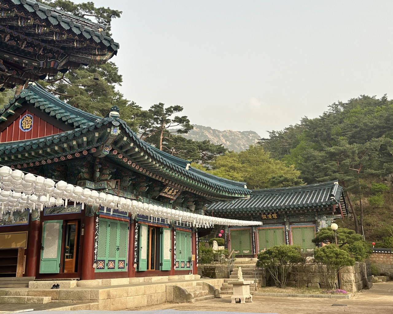 Jingwansa, a Buddhist temple located in Bukhansan National Park, in Eunpyeong-gu, northern Seoul (Lee Jung-joo/The Korea Herald)
