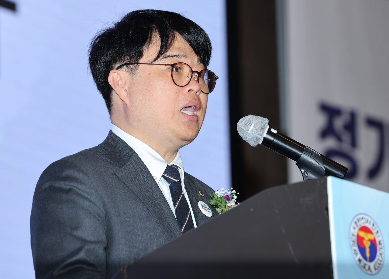Lim Hyun-taek, the president-elect of the Korean Medical Association, speaks during an event held in Seoul on Sunday. (Yonhap)