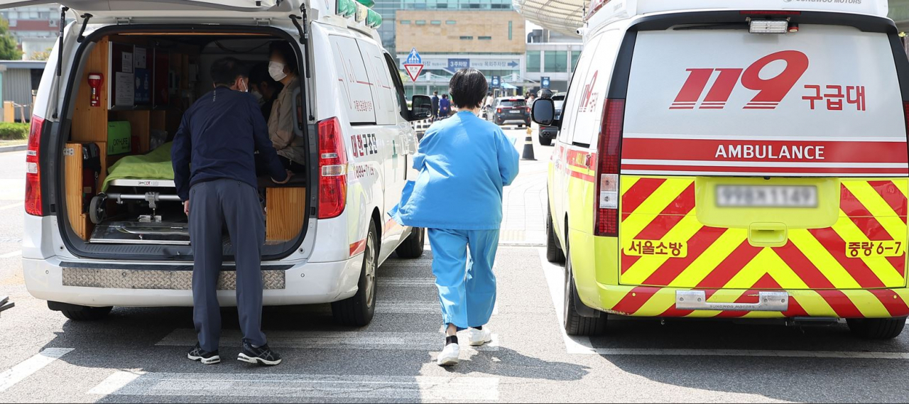 This photo of an ambulance is not directly related to this article. (Yonhap)