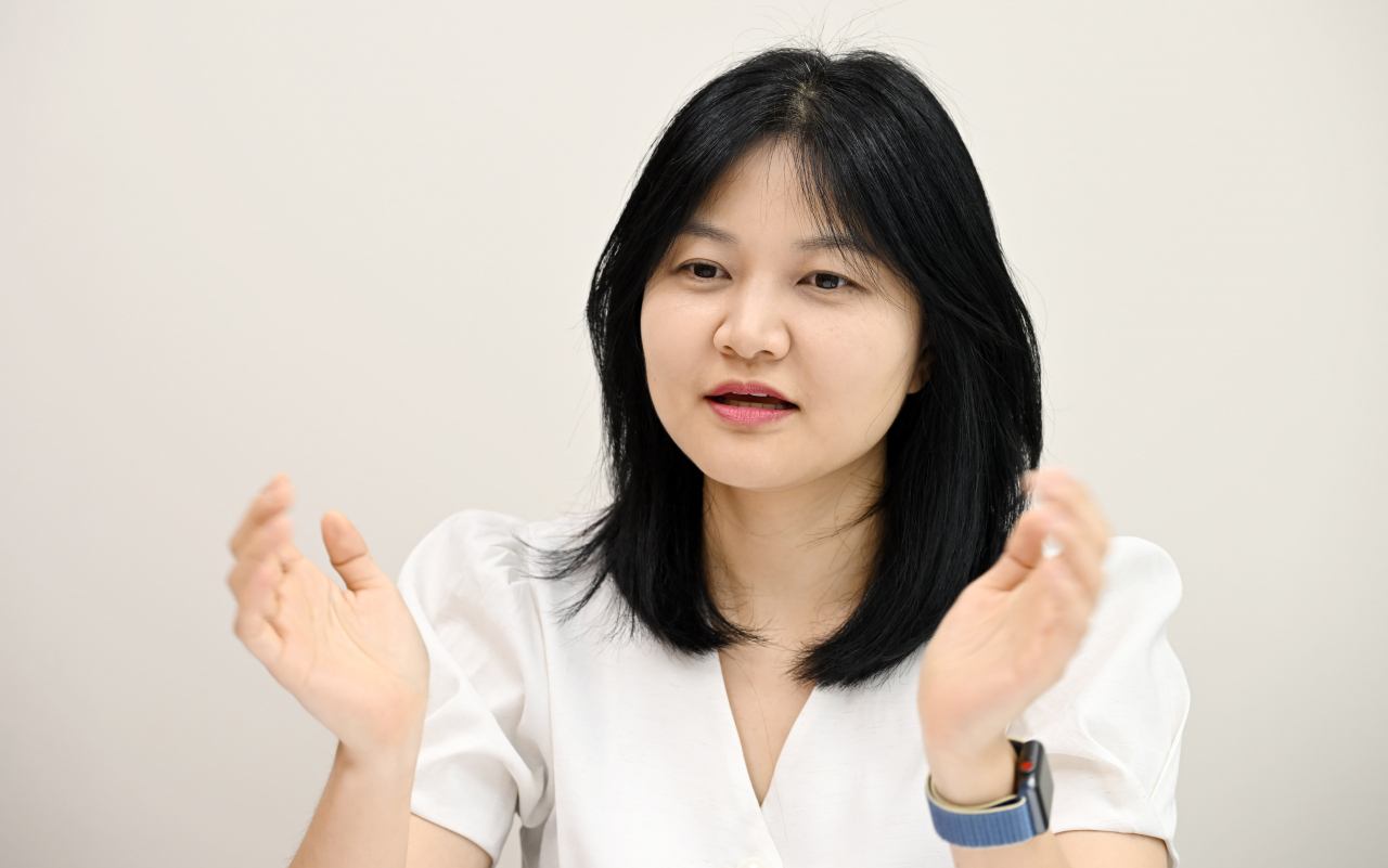 Lawyer Park Joo-yeon has an interview with The<strong></strong> Korea Herald at law firm Apart in Seoul. (Lee Sang-sub/The Korea Herald)