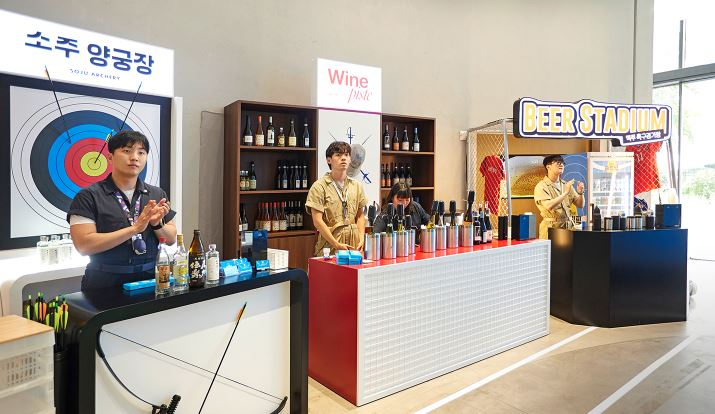 Booths themed after Olympic sports (SK telecom)