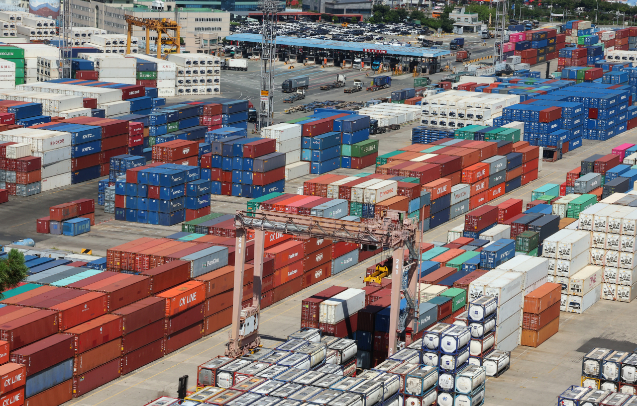 This file photo shows a container yard in South Korea's southeastern port city of Busan on Aug. 1. (Yonhap)