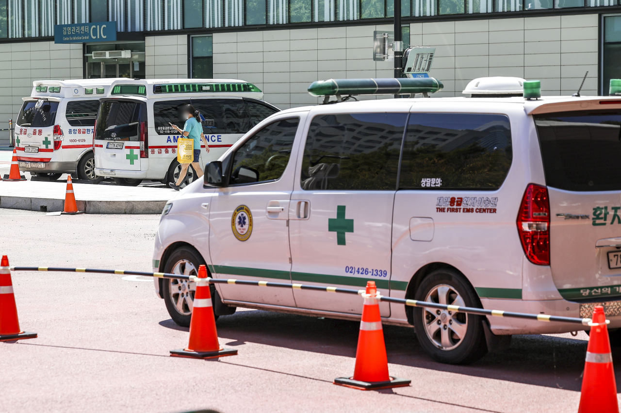 An emergency hospital ambulance car is seen at a university hospital in Seoul on Wednesday. (Newsis)