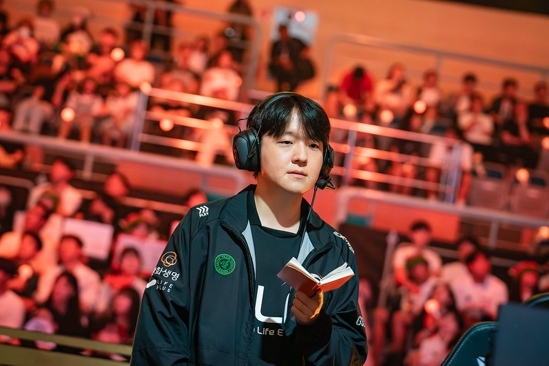 Hanwha Life Esports head coach Choi “DanDy” In-gyu (LCK)