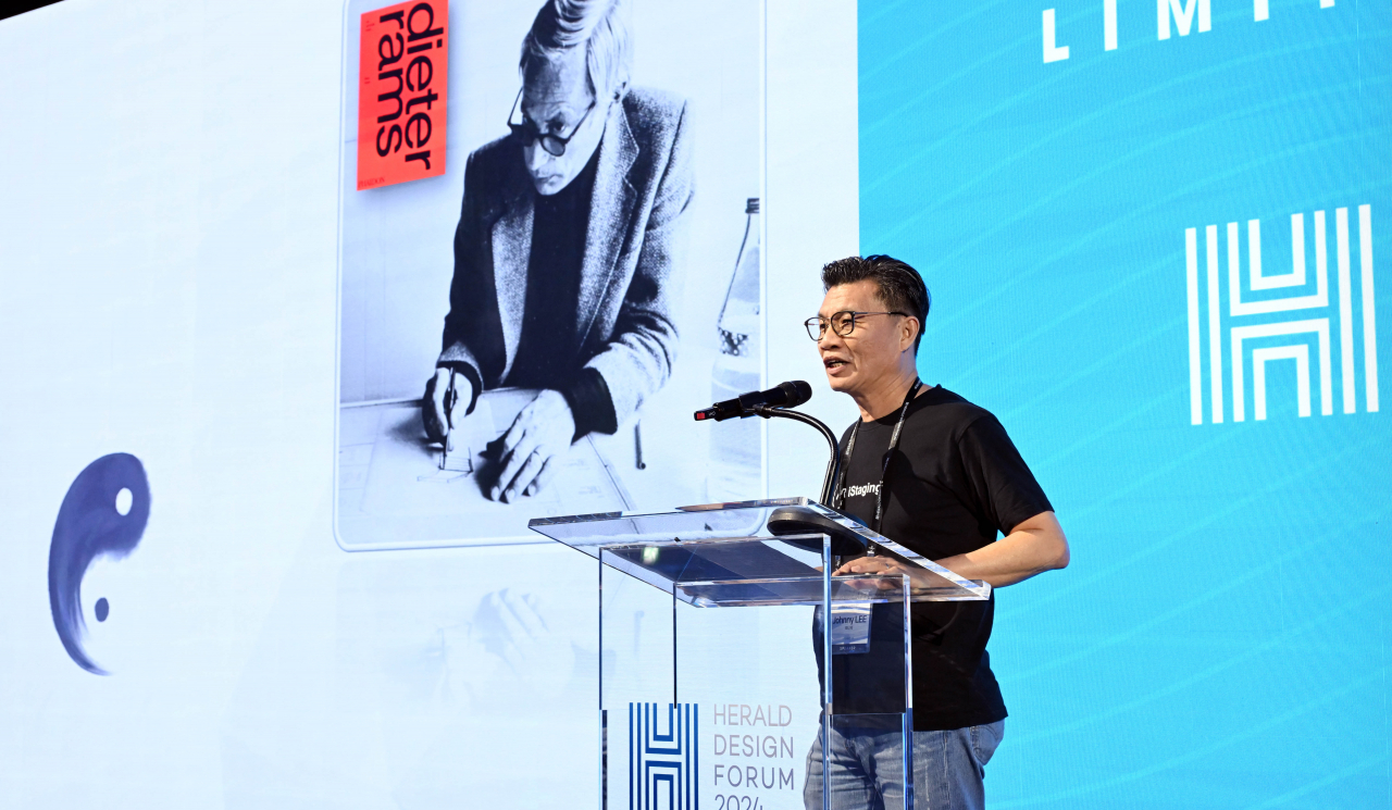 Johnny Lee delivers a lecture at The Herald Design Forum 2024 held at the Floating Island Convention Center on the Han River, Seoul, Tuesday. (Lee Sang-sub/The Korea Herald)