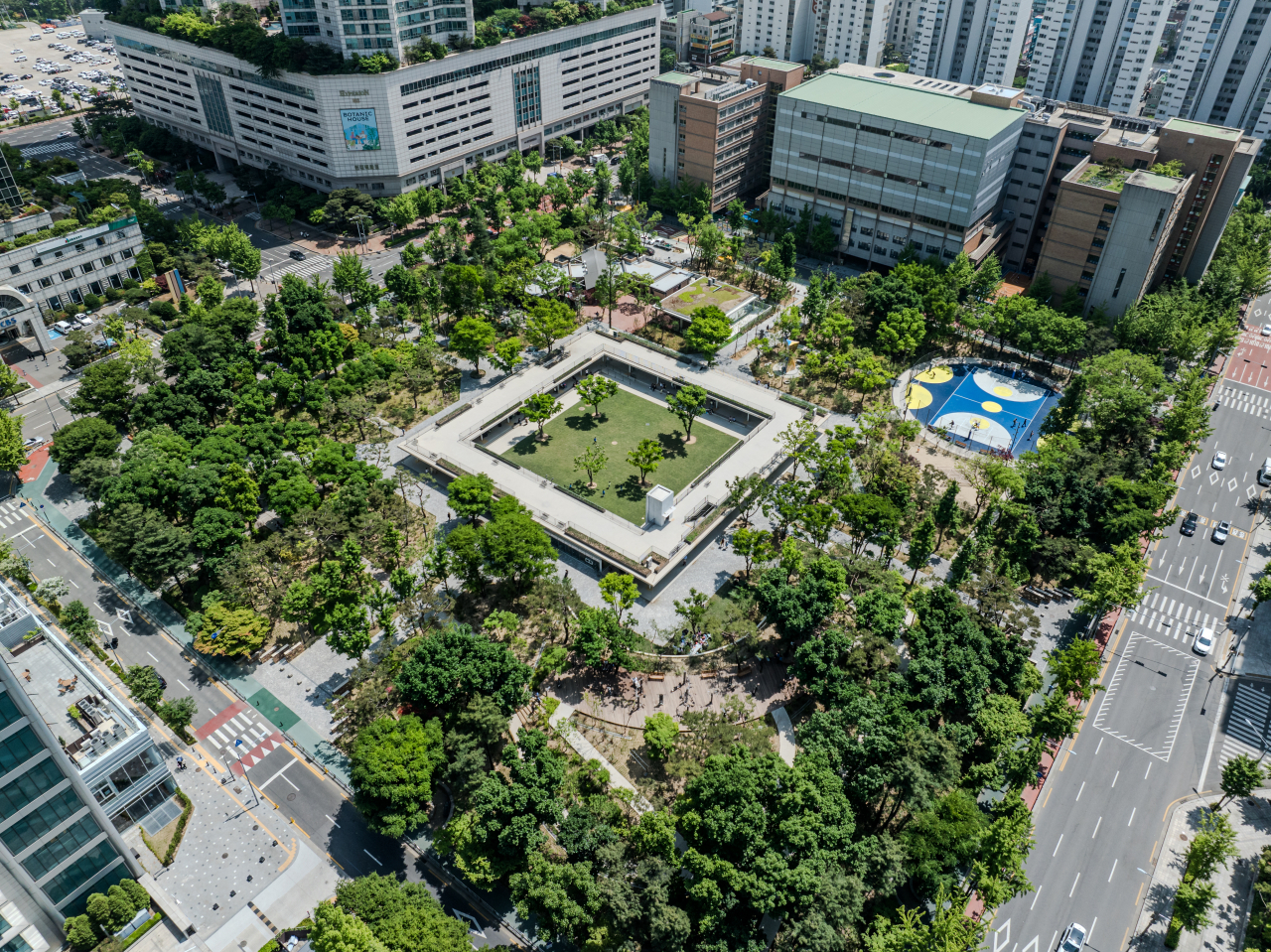 A view of Omok Park in Yangcheon-gu southwestern Seoul after renovation (Provided by KCDF)