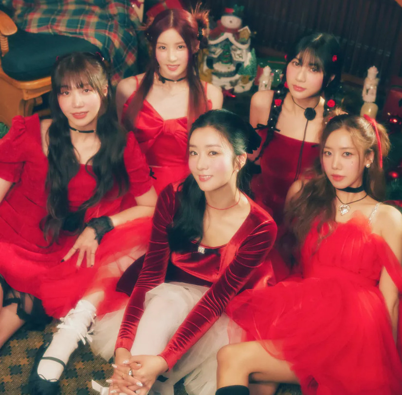 Apink (Apink official Instagram)