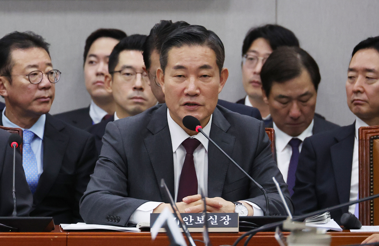 National Security Adviser Shin Won-sik speaks during a parliamentary audit in Seoul on Friday. (Yonhap)