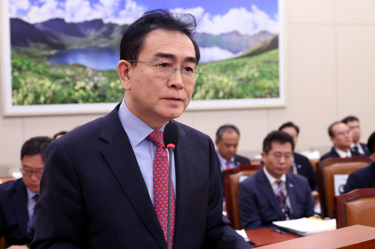 This photo, taken on Oct. 8, shows Tae Yong-ho, the secretary general of the Peaceful Unification Advisory Council, speaking during a parliamentary audit session at the National Assembly in Seoul. (Newsis)