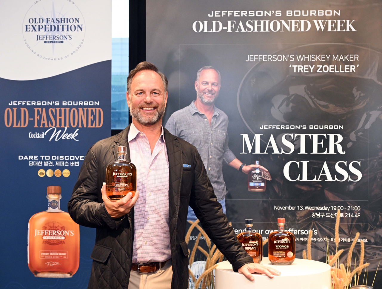 Jefferson’s Bourbon Founder and Chief Strategist Trey Zoeller poses with his bourbon at a showcasing room in Apgujeong, southern Seoul, on Nov. 11. (Lee Sang-sub/The Korea Herald)