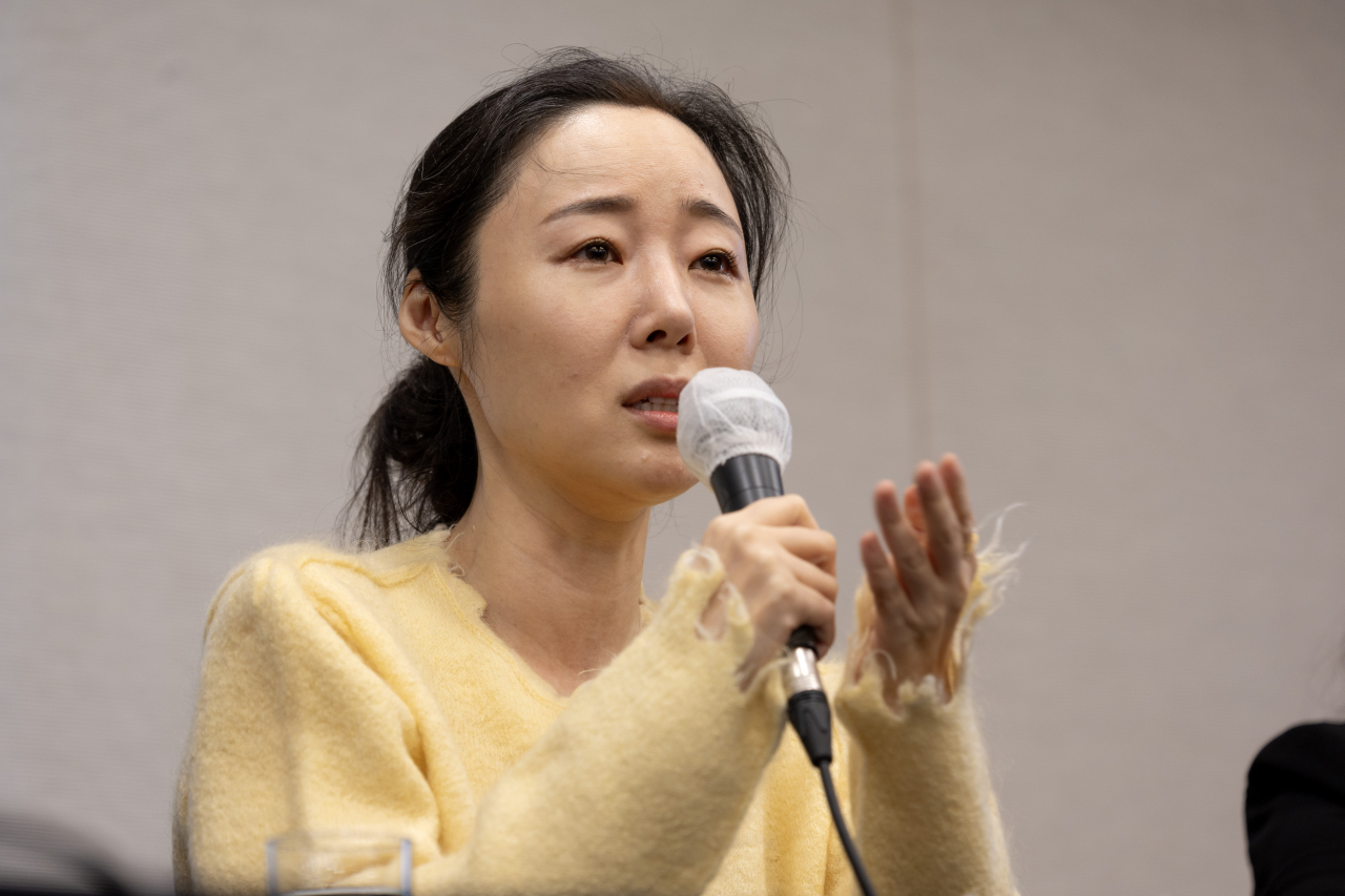 Former Ador CEO Min Hee-jin speaks during a press conference held in Seoul on May 31. (Im Se-jun/The Korea Herald)