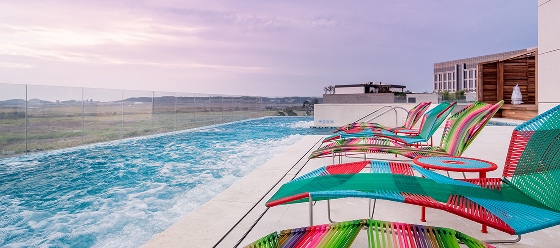 Outdoor Infinity Pool at Cimer (Cimer)