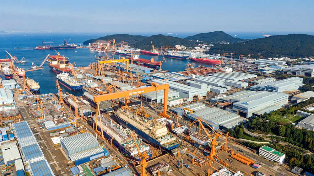 Hanwha Ocean’s shipbuilding base in Geoje, South Gyeongsang Province (Hanwha Ocean)