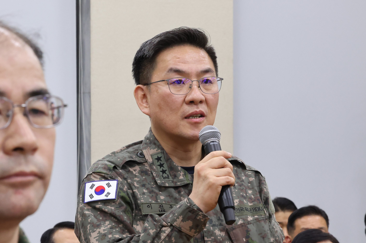 Lt. Gen. Lee Jin-woo, the chief of the Capital Defense Command responds to questions from committee members during the National Defense Committee's plenary session at the National Assembly, Tuesday. (Yonhap)