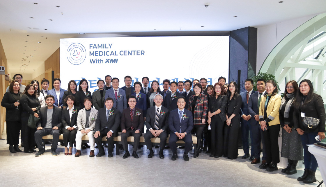 Korea Medical Institute’s Chief Strategy Officer Lee Kwang-bae (front row, first from the right), poses for a photo with board members and employees of KMI and Mongolia's Family Medical Center at the opening ceremony of their joint medical center in Ulaanbaatar on Oct. 25. (Korea Medical Institute)