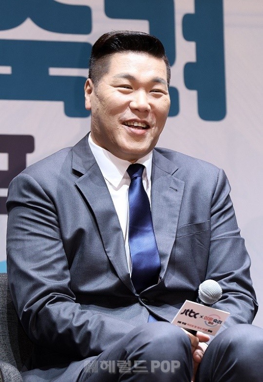 이미지중앙