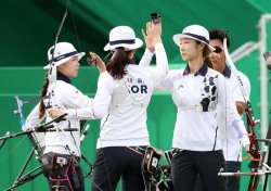 [리우올림픽]한국 여자 양궁, 올림픽 8연패 달성