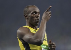 [리우올림픽] 우사인볼트, 사상 첫 올림픽 100m 3연패