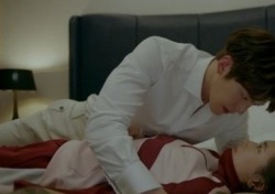 [TV뷰;클립] ‘함부로 애틋하게’ 김우빈, 수지 향한 심멎대사 “나랑 자고 싶니?”