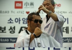 '삭발' 김보성, 소아암 어린이에 의리 다짐 