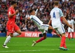 [월드컵 예선] '헨더슨 맹활약' 잉글랜드, 몰타에 2-0 승리