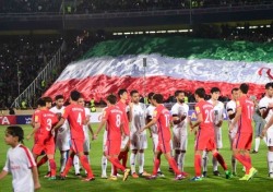 [월드컵 예선] '수비 불안' 한국, 이란에 0-1 뒤진 채 전반종료