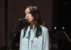 [현장;뷰] ‘컴백’ 김윤아 “신곡 ‘꿈’, 근심 많은 시기 위로되길”