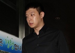 박유천 측 “고소사건 무혐의로 종결..반성·고민의 계기로 삼겠다” (공식입장)