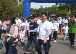 권명호 울산동구청장, '동구가족 행복나눔 걷기대회' 참여