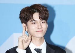 [현장;뷰] 워너원 옹성우 “母에 인기 보여드리려 일부러 함께 외출..뿌듯해하셔”