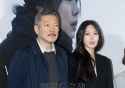 '김민희와 열애' 홍상수에 박잎선 저격 