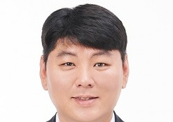 끝없이 도전하는 젊은 용기로 울릉의 빛과 소금이 되자...울릉청년단 회장단 이·취임식