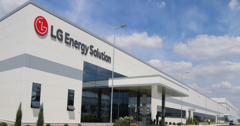LG Energy Solution raises $1b from green bond sales to finance battery projects