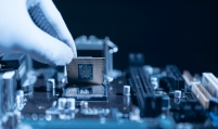 Korea urged to step up incentives for chipmakers